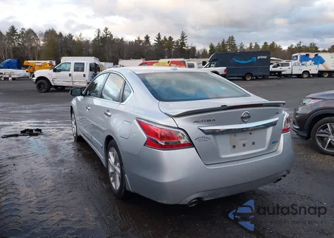 2014 Nissan Altima 2.5 Sv z USA, uszkodzony, nr VIN 1N4AL3AP1EC292763